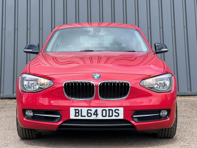 BMW 1 SERIES