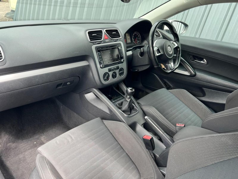 VOLKSWAGEN SCIROCCO