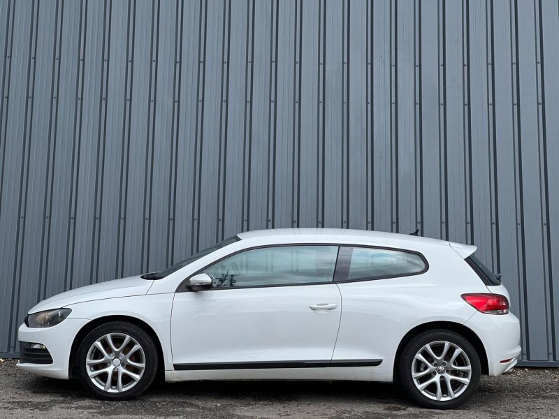 VOLKSWAGEN SCIROCCO