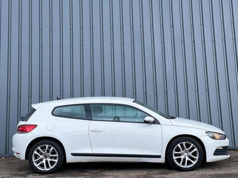 VOLKSWAGEN SCIROCCO